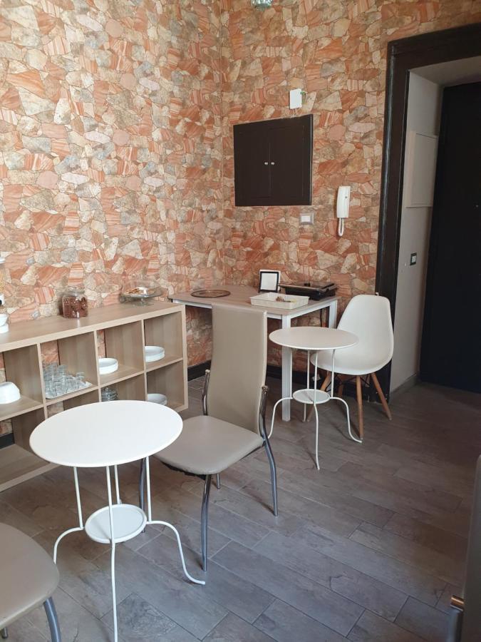 Emyjo Central B&B Νάπολη Εξωτερικό φωτογραφία