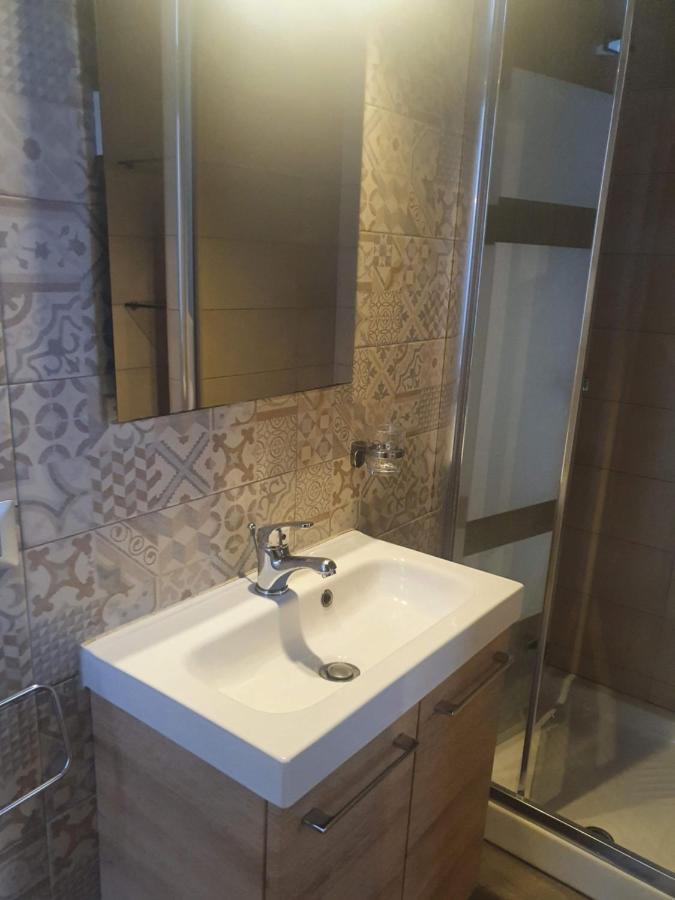 Emyjo Central B&B Νάπολη Εξωτερικό φωτογραφία