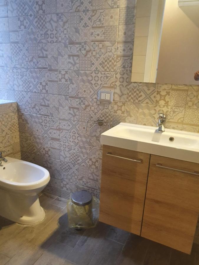 Emyjo Central B&B Νάπολη Εξωτερικό φωτογραφία
