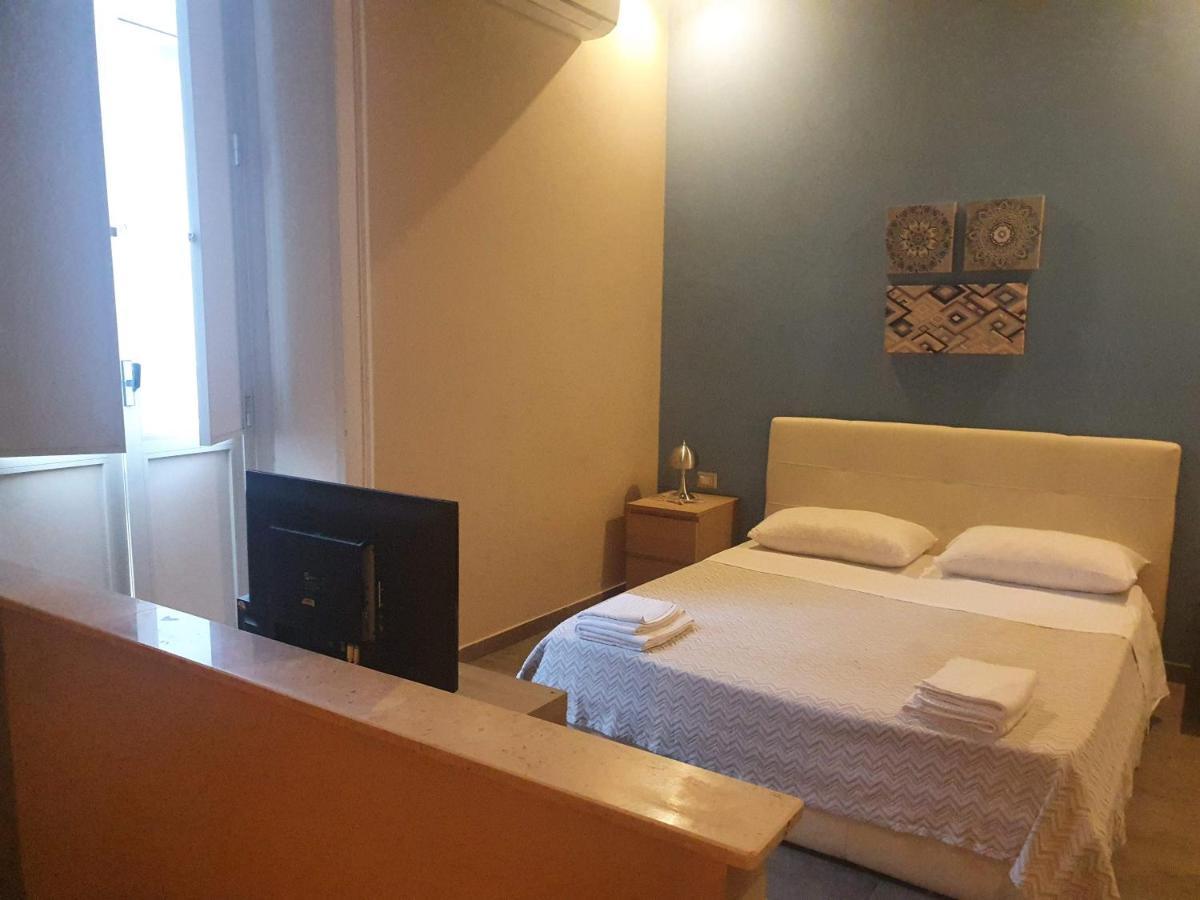 Emyjo Central B&B Νάπολη Εξωτερικό φωτογραφία